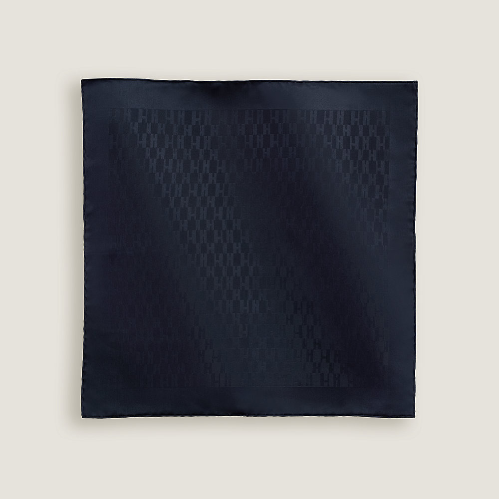 Faconnee Grand H pocket square 45 | Hermès USA